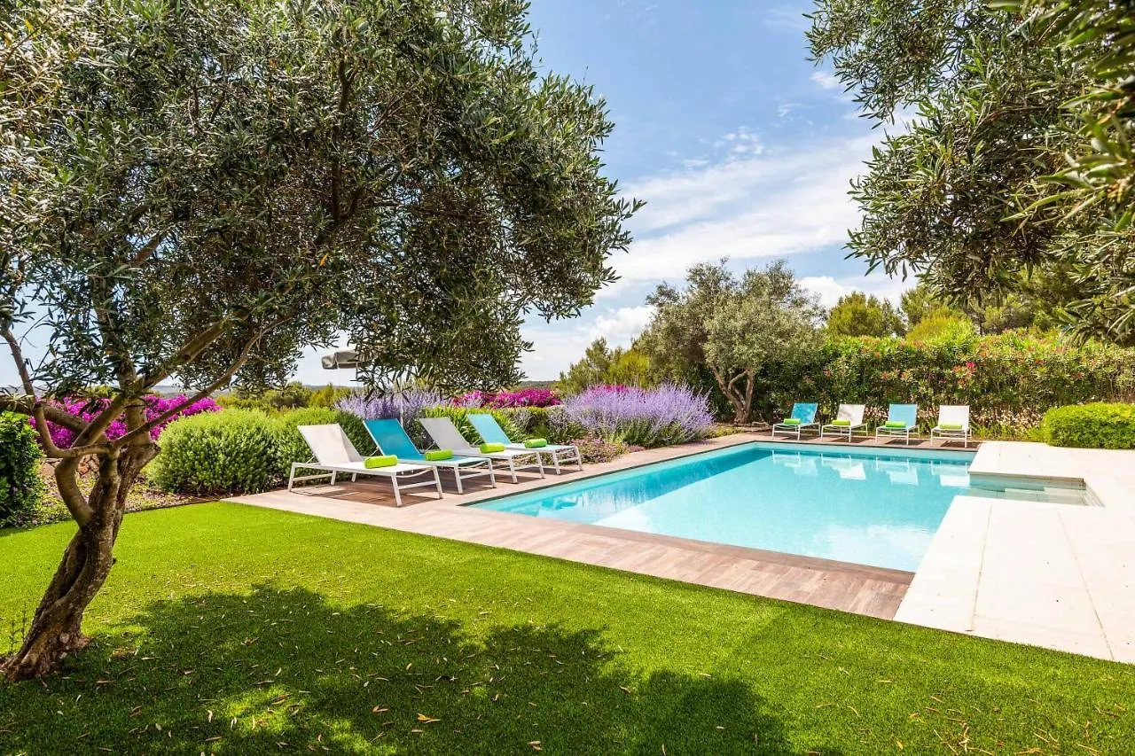 Villa Sarah Es Mercadal Hiszpania
